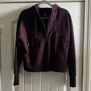 Old Navy Active Dynamic Fleece Maroon Half-Zip Hoodie